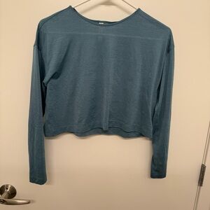 Athleta Blue Long Sleeve Crop Top